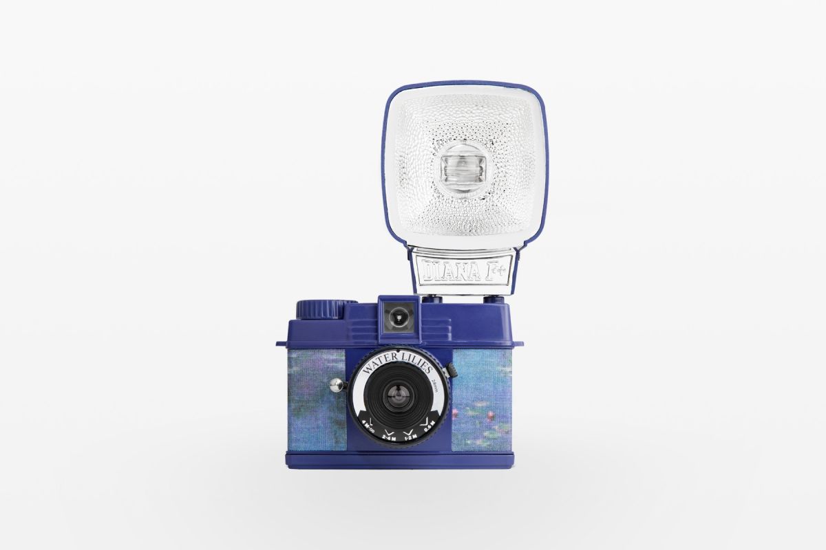 Lomography Lomourette Half-frame Water Lilies Edition Reloadable Camera